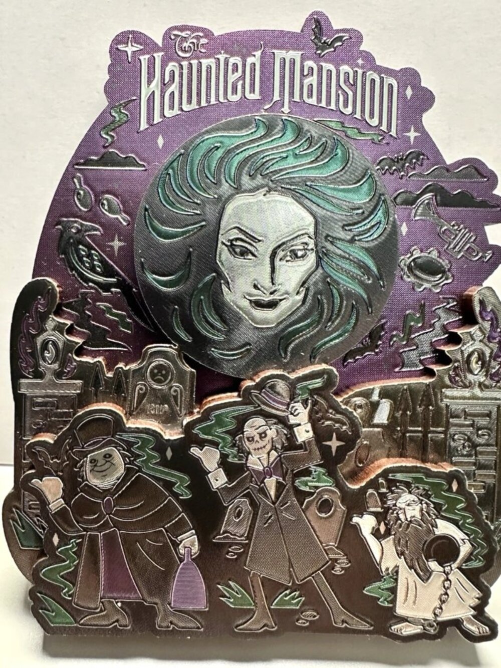 Disney 3D Metallic Haunted Mansion Magnet-Madame Leota-Hitchhiking Ghosts-NEW